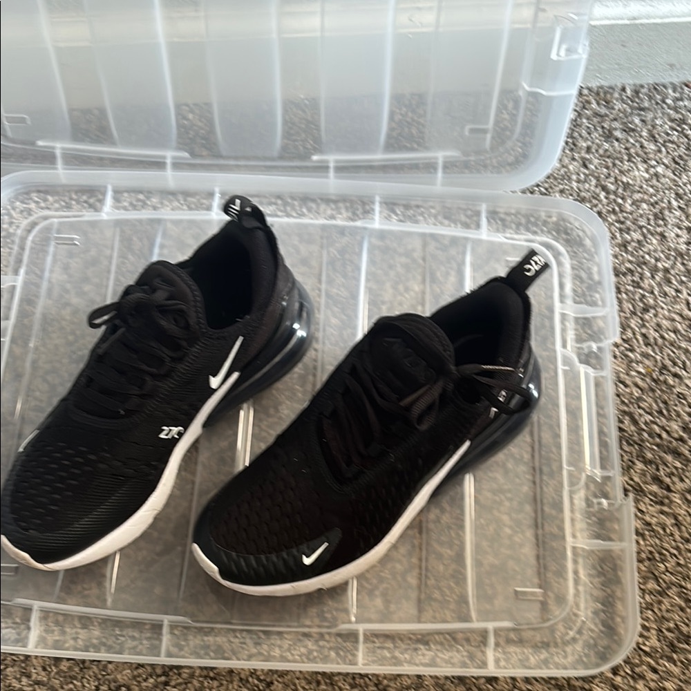 Nike Black and White Athletic Shoes with Breathable Mesh - Picture 3 of 3